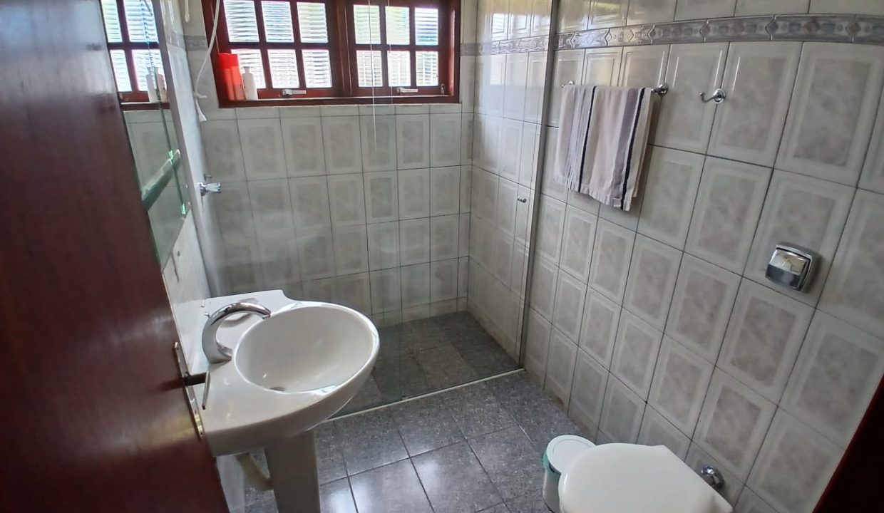 a5b3fbc9-40e7-4560-8303-cb68977140a7