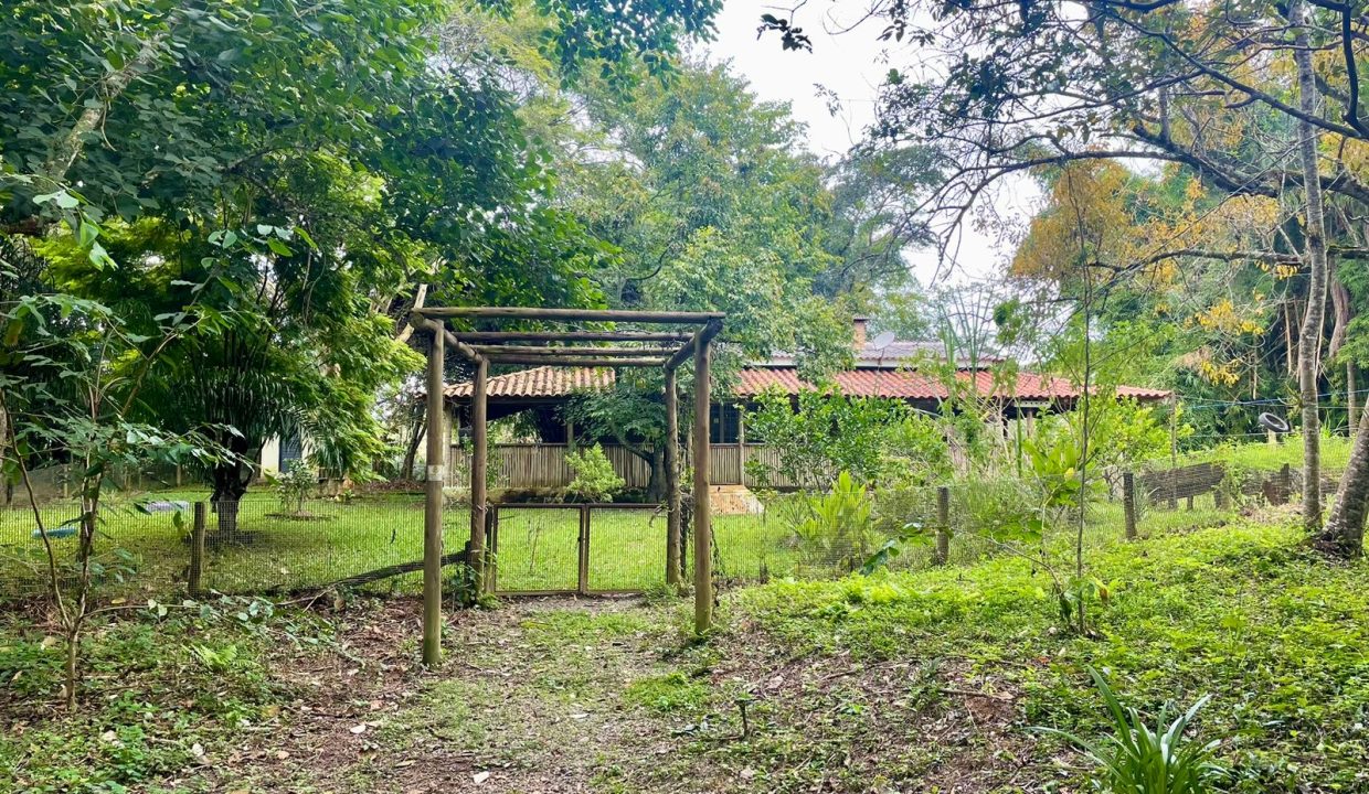 fe5a29c3-6621-459a-9acb-0227831e5b04