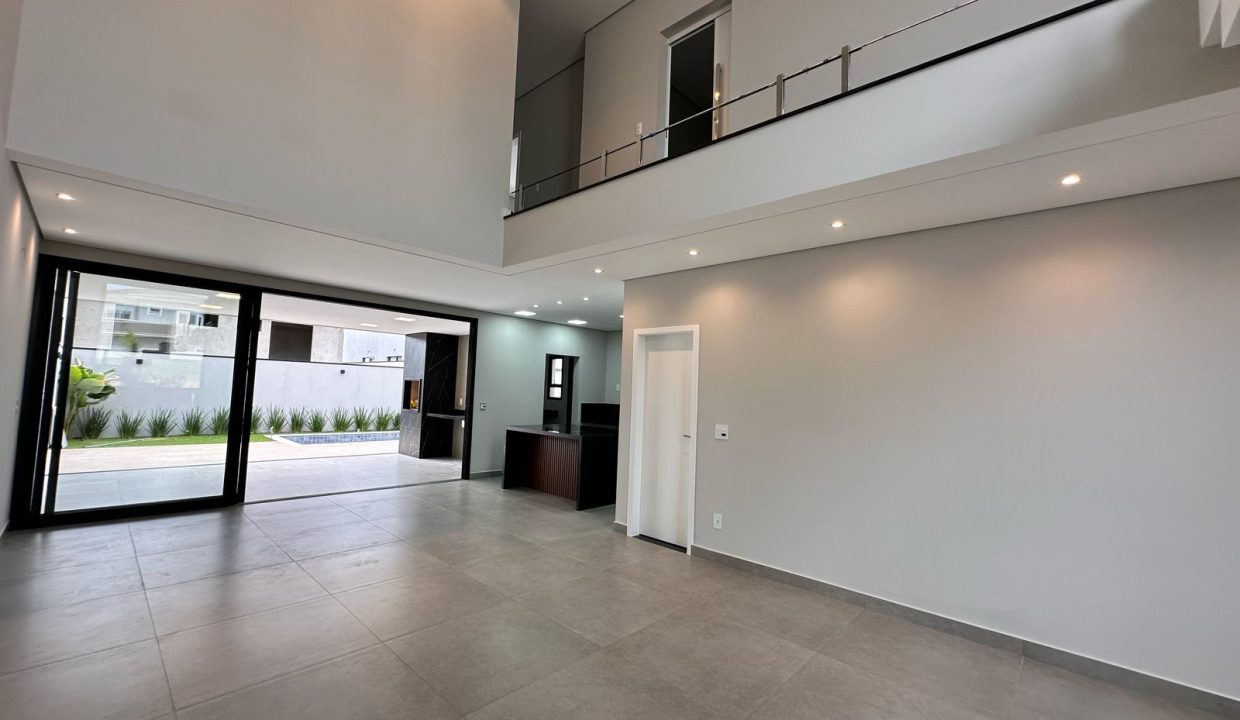 WhatsApp Image 2025-02-28 at 12.16.34 (1)