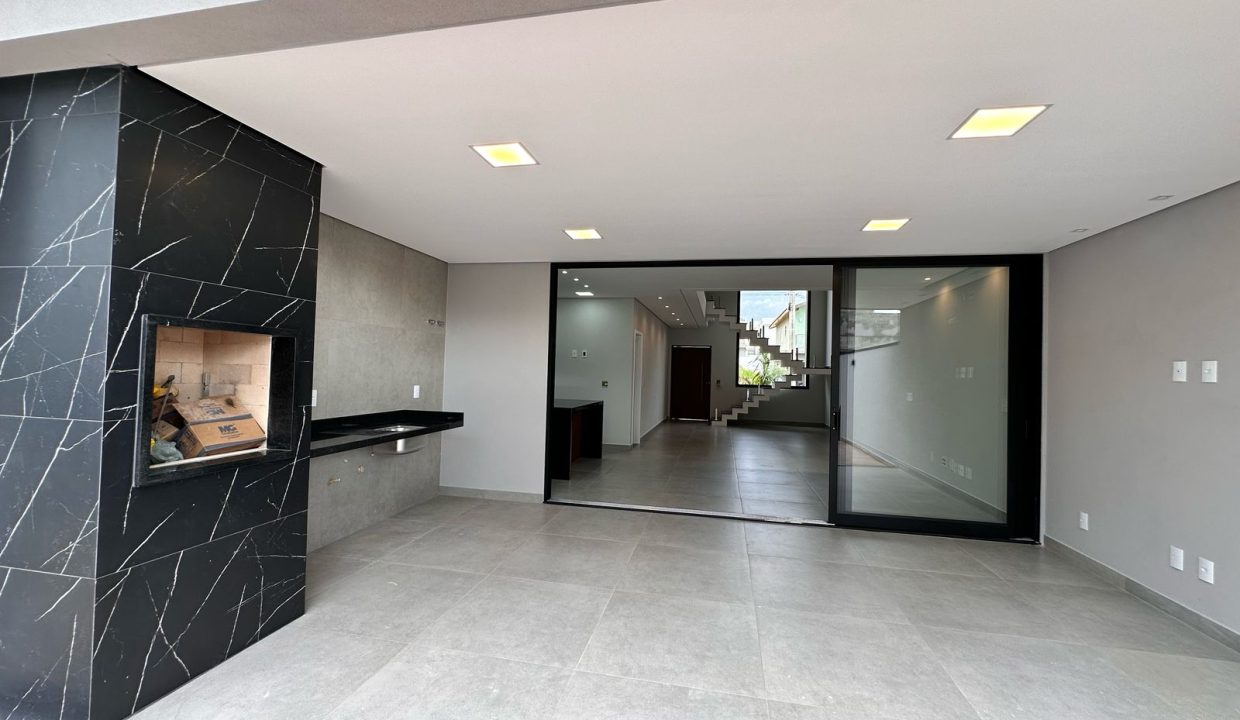 WhatsApp Image 2025-02-28 at 12.16.37