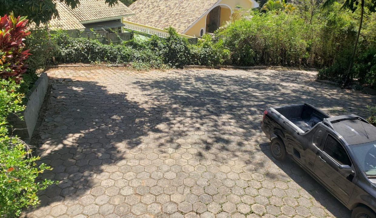 ab678b1f-b5c1-4f20-8328-cb8c4e336f02