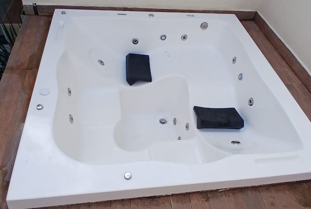 2b280d91-967a-44cd-a9d7-262cceda52a8_0026_a8223c98-e8f2-4d62-b63c-a8f666a4d5c5