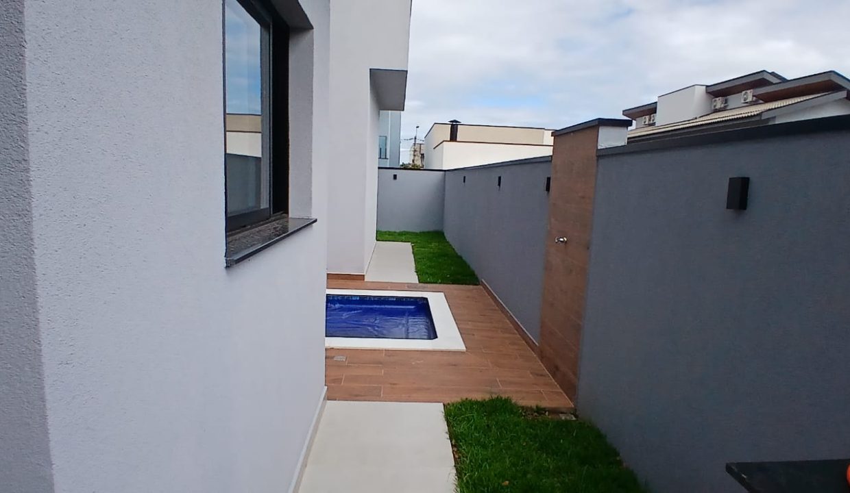 5eb46186-123e-4be7-824e-d1d5513e6ad6